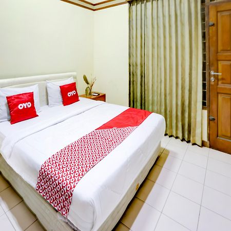 Oyo 90066 Tobana Pejaten House Jakarta Luaran gambar