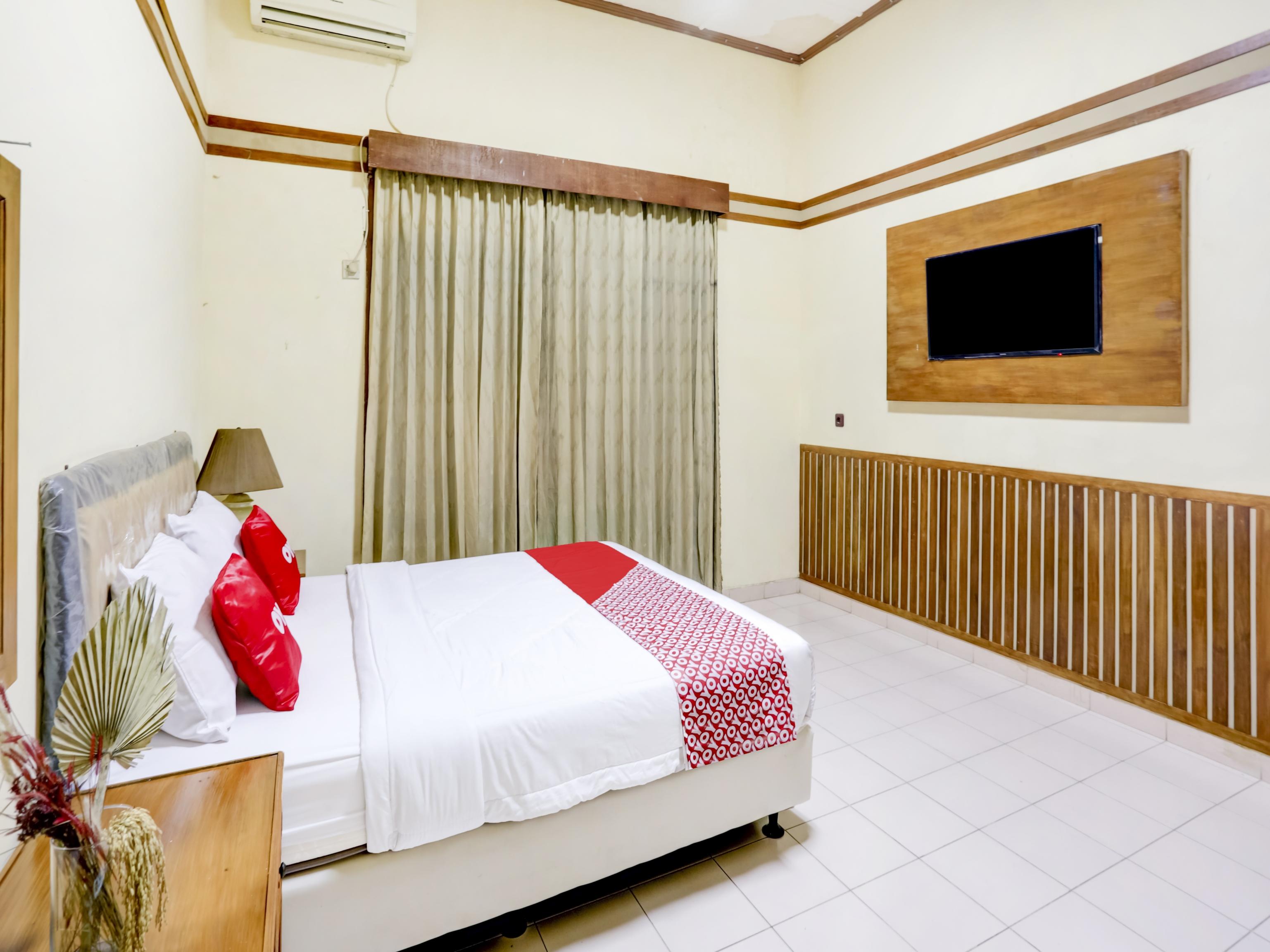 Oyo 90066 Tobana Pejaten House Jakarta Luaran gambar
