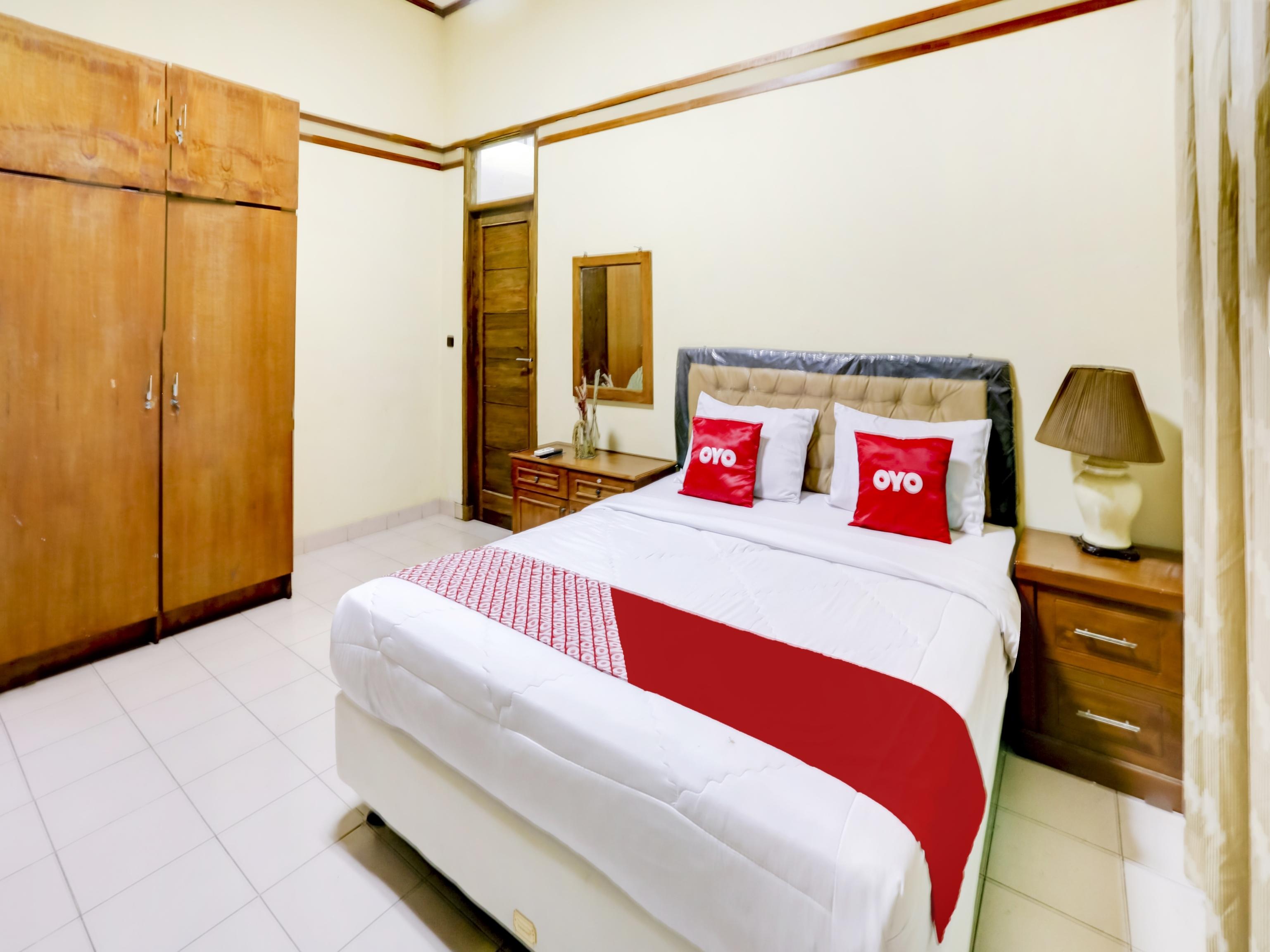 Oyo 90066 Tobana Pejaten House Jakarta Luaran gambar