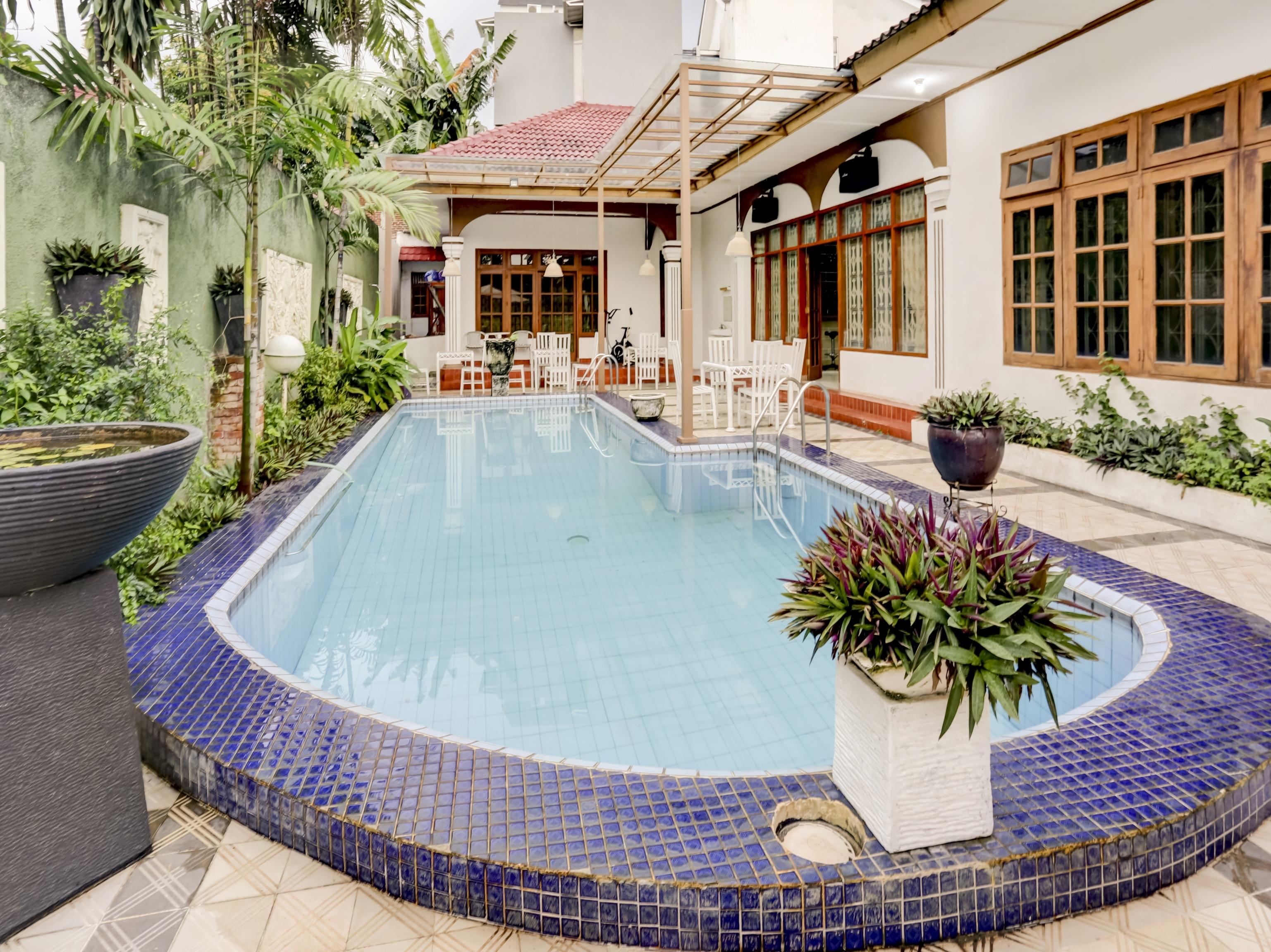 Oyo 90066 Tobana Pejaten House Jakarta Luaran gambar
